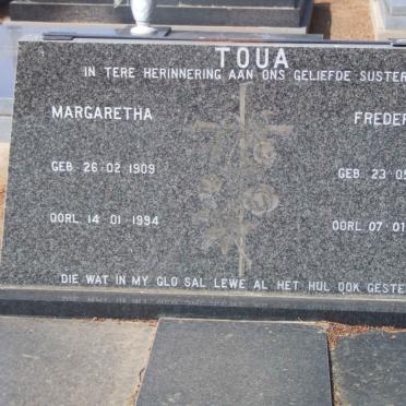 TOUA Margaretha 1909-1994 :: TOUA Fredrika 1910-2004
