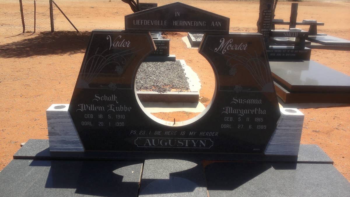 AUGUSTYN Schalk Willem Lubbe 1910-1990 &amp; Susanna Margaretha 1915-1989