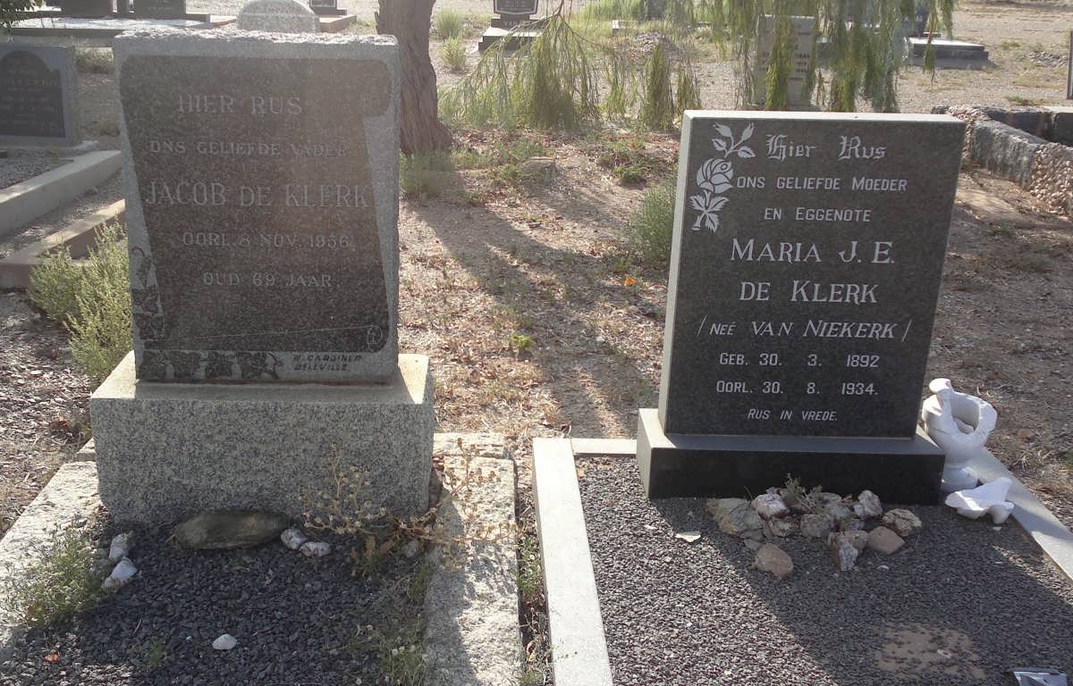 KLERK Jacob, de -1956 :: DE KLERK Maria J.E. nee VAN NIEKERK 1892-1934