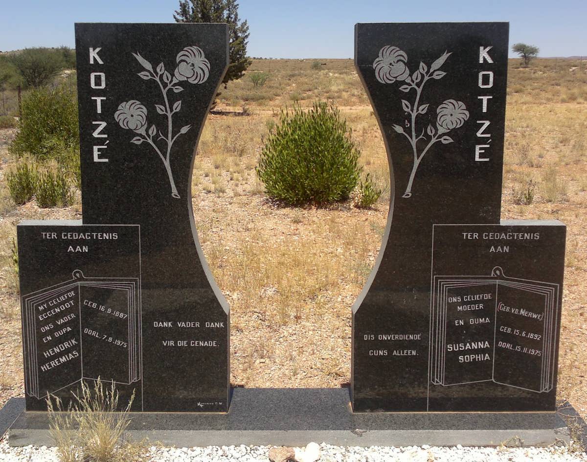 KOTZE Hendrik Heremias 1897-1973 & Susanna Sophia V.D. MERWE 1892-1975