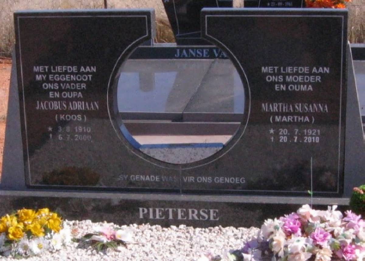 PIETERSE Jacobus Adriaan 1910-2000 & Martha Susanna 1921-2010