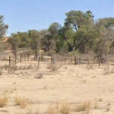Northern Cape, GORDONIA district, Askham, Murray 147, farm cemetery