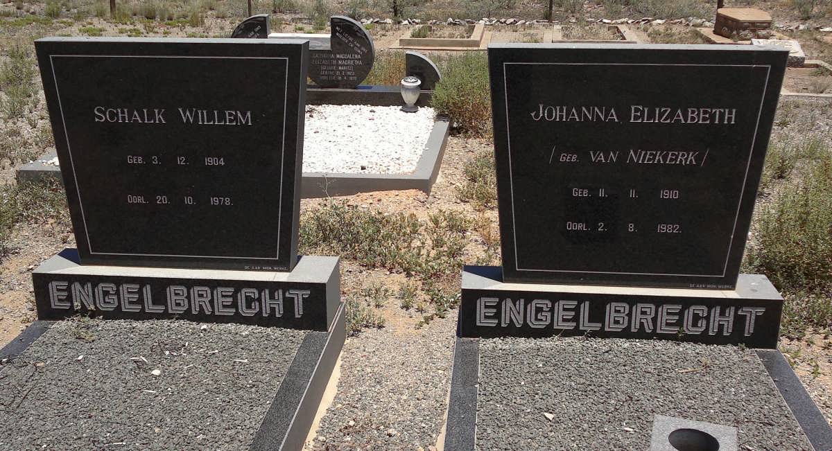 ENGELBRECHT Schalk Willem 1904-1978 & Johanna Elizabeth VAN NIEKERK 1910-1982