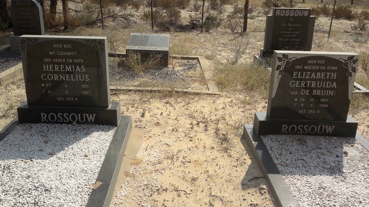 ROSSOUW Heremias Cornelius 1901-1987 & Elizabeth Gertruida DE BRUIN 1907-1994