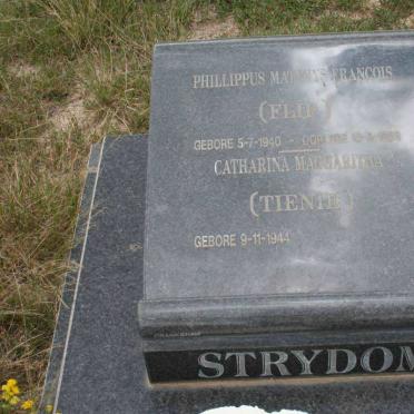 STRYDOM Phillippus Matthys Francois 1940-1998 &amp; Catharina Magharita 1944-