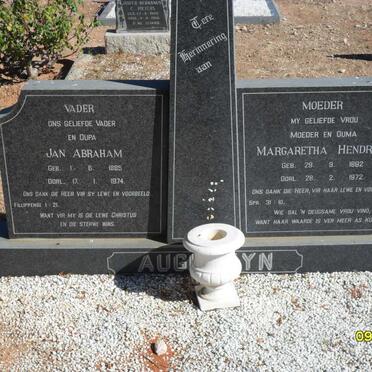 AUGUSTYN Jan Abraham 1885-1974 &amp; Margaretha Hendrina 1892-1972