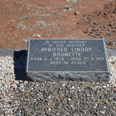 BRUNETTE Winifred Lindop 1879-1971