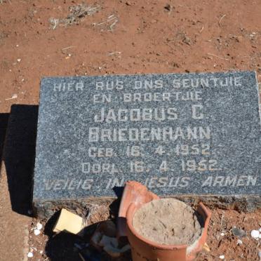BRIEDENHANN Jacobus C. 1952-1952
