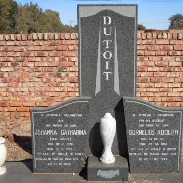 TOIT, Cornelius Adolph, du 1911-1985 &amp; Johanna Catharina HARRIS 1920-1986
