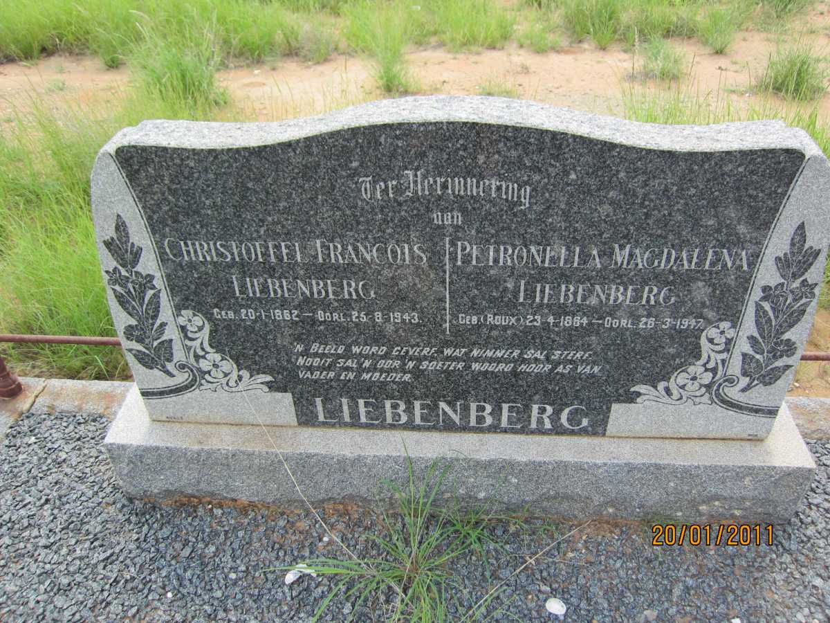LIEBENBERG Christoffel Francois 1862-1943 & Petronella Magdalena ROUX 1864-1947