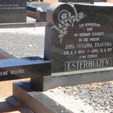 E - Surnames :: Vanne - E