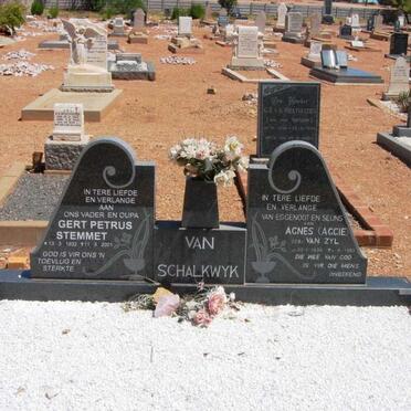 SCHALKWYK Gert Petrus Stemmet, van 1932-2001 &amp; Agnes VAN ZYL 1936-1983