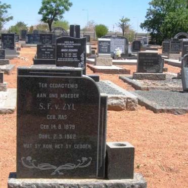 ZYL S.F., v. nee RAS 1879-1962