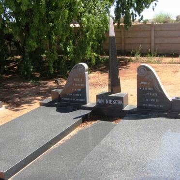 NIEKERK Hugo A., van 1917-1987 &amp; Anna J. 1924-1978