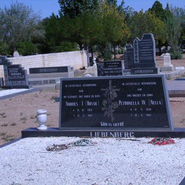 LIEBENBERG Andries J. 1928-1997 &amp; Petronella W. 1938-1997