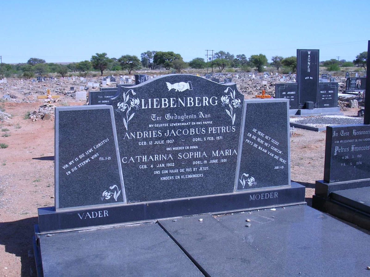 LIEBENBERG Andries Jacobus Petrus 1907-1971 &amp; Catharina Sophia Maria 1902-1991