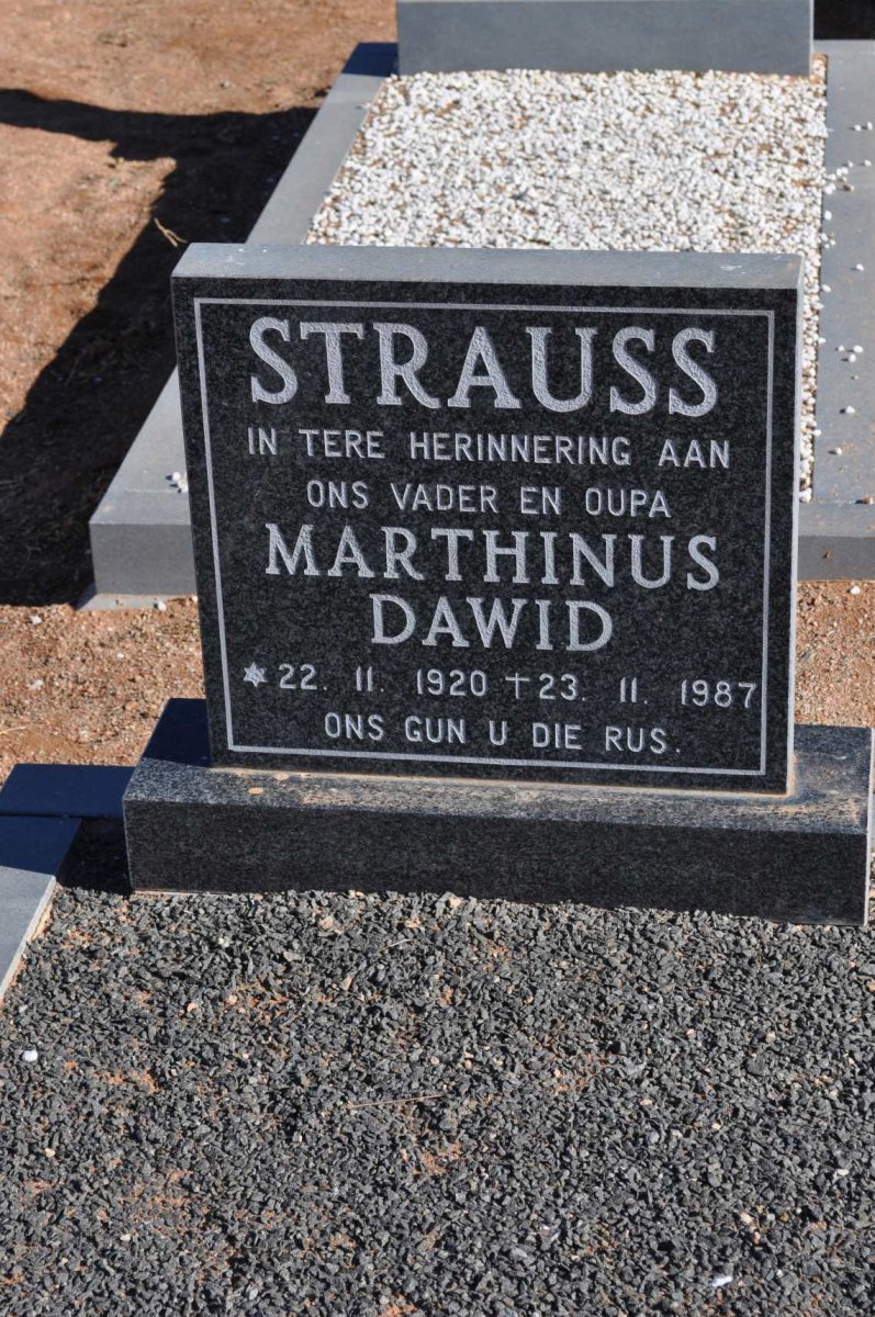 STRAUSS Marthinus Dawid 1920-1987
