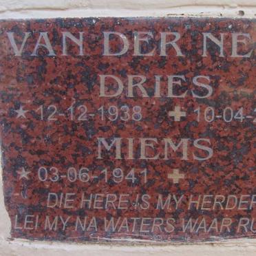 NEST Dries, van der 1938-2007 &amp; Miems 1941-