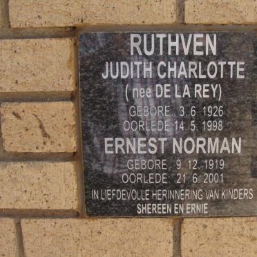 RUTHVEN Ernest Norman 1919-2001 &amp; Judith Charlotte DE LA REY 1926-1998