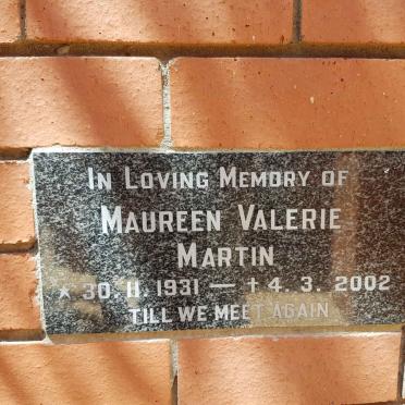 MARTIN Maureen Valerie 1931-2002
