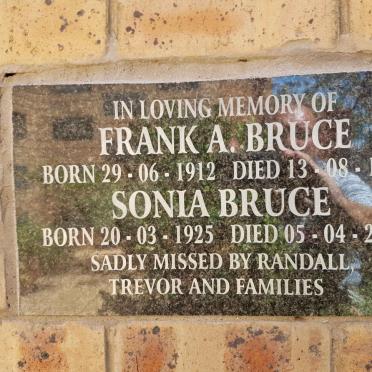 BRUCE Frank A. 1912-1981 &amp; Sonia 1925-2013