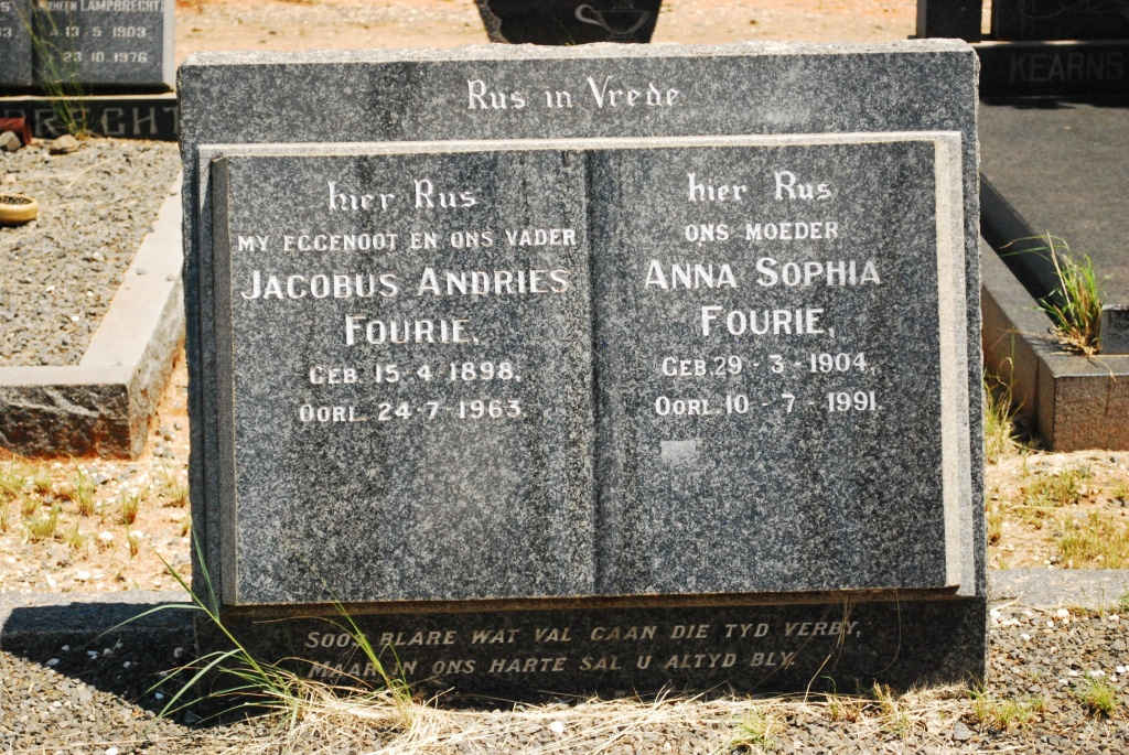 FOURIE Jacobus Andries 1898-1963 & Anna Sophia 1904-1991