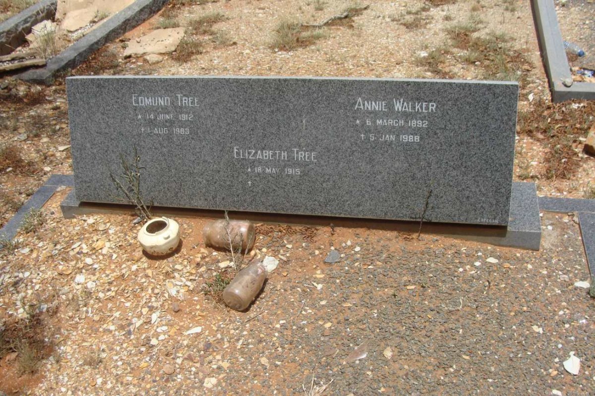 WALKER Annie 1892-1988 :: TREE Edmund 1912-1993 & Elizabeth 1915-