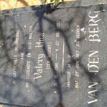 BERG Valery Una, van den neé WRIGHT 1941-1993