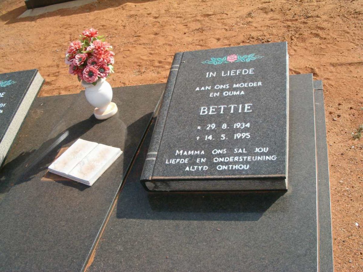 BEUKES Boelie 1925-1984 & Bettie 1934-1995