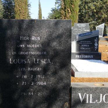 VILJOEN Louisa Lesea nee KRüGER 1912-1984
