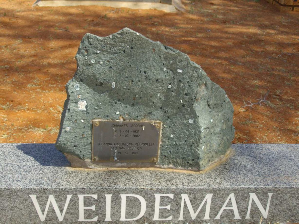 WEIDEMAN Johannes Jacobus 1927-2002 & Johanna Magdalena Petronella VAN HEERDEN 1928-