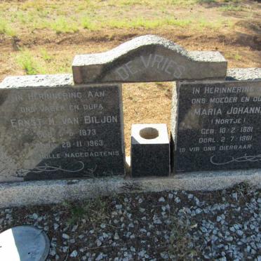 VRIES Ernst M. van Biljon, de 1873-1963 &amp; Maria Johanna NORTJE 1881-1961
