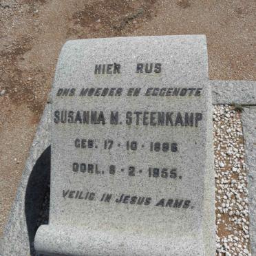 STEENKAMP Susanna M. 1896-1955