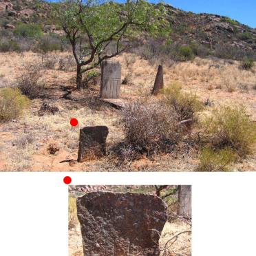 Northern Cape, NAMAQUALAND district, Kamieskroon, Grootberg 442, Naries, farm cemetery_3