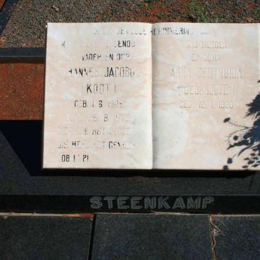 STEENKAMP Johannes Jacobus 1925-1978 &amp; Anna Gertruida NOLTE 1928-