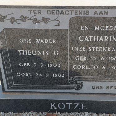 KOTZE Theunis G. 1903-1982 &amp; Catharina STEENKAMP 1906-2001