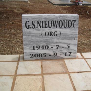 NIEUWOUDT G.S. 1940-2005