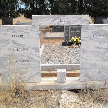 WIESE Jacob 1906-1981 &amp; Hendriena 1902-