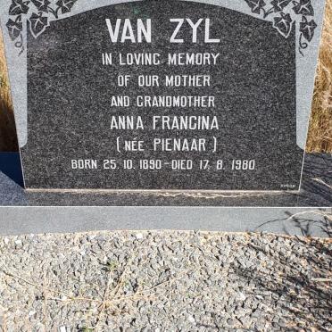 ZYL Anna Francina, van nee PIENAAR 1890-1980