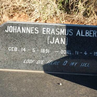 ZYL Johannes Erasmus Albertus 1891-1944 &amp; Martha Christina DELPORT 1893-1979_2