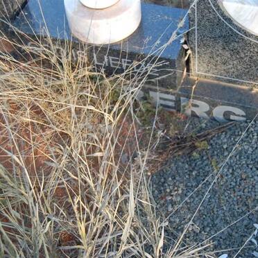 ?BERG Barend Andreas 1922-2006 &amp; Magdalena Maria Magrietha 1927-2001_1