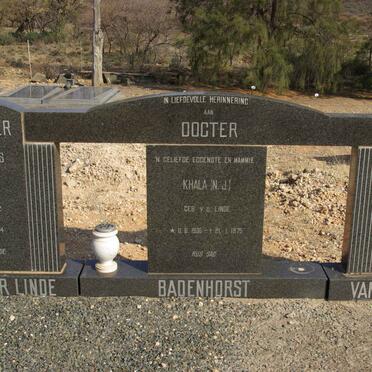 LINDE Petrus J.H., van der 1902-1974 &amp; Gertruida W.J. 1914- :: BADENHORST N.J. nee V.D. LINDE 1935-1975