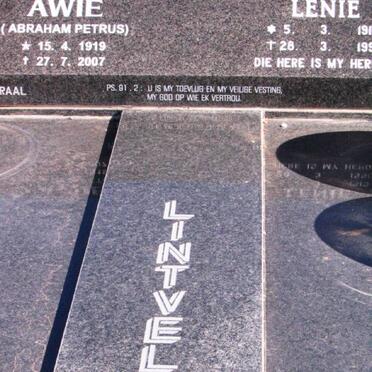 LINTVELT Abraham Petrus 1919-2007 &amp; Lenie 1913-1990