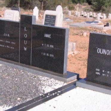 LOUW  Jan 1893-1974 &amp; Annie 1896-1979 :: LOUW Ounoitjie 1928-1983