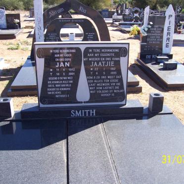 SMITH Jan 1912-2001 &amp; Jaatjie 1912-1995