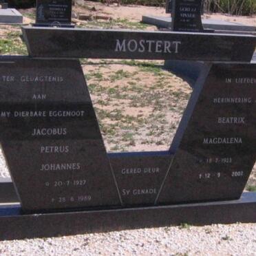 MOSTERT Jacobus Petrus Johannes 1927-1989 &amp; Beatrix Magdalena 1923-2002