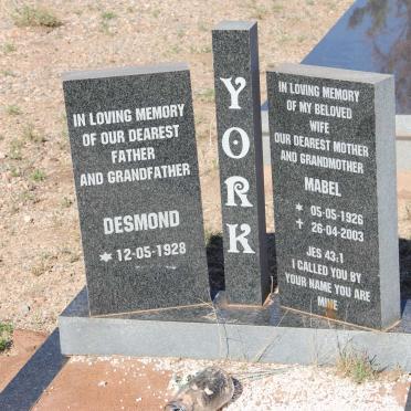 YORK Desmond 1928- &amp; Mabel 1926-2003