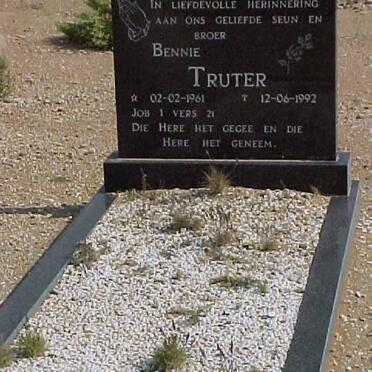 TRUTER Bennie 1961-1992