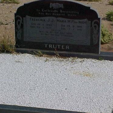 TRUTER Frederik J.J. 1893-1975 &amp; Maria M.P. BERGH 1899-1980