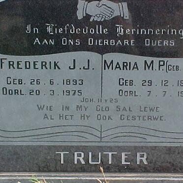 TRUTER Frederik J.J. 1893-1975 &amp; Maria M.P. BERGH 1899-1980